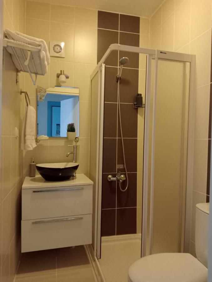 Daffne Otel تْشاناكالي المظهر الخارجي الصورة