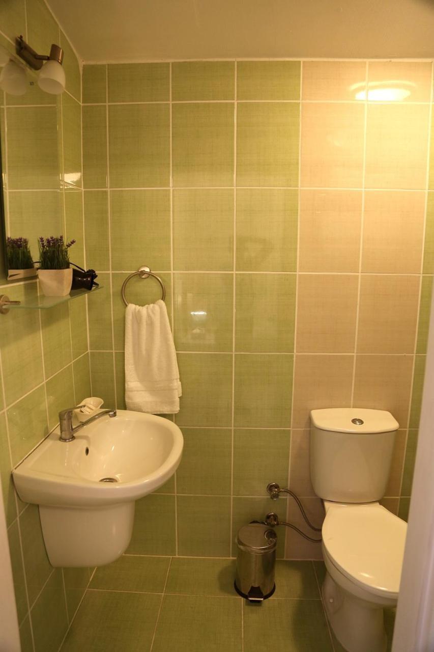 Daffne Otel تْشاناكالي المظهر الخارجي الصورة